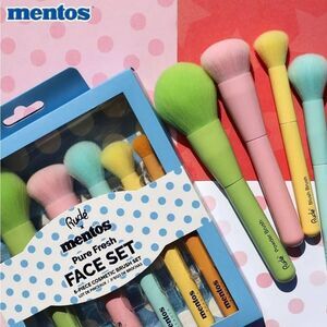 RUDE Cosmetics X Mentos Makeup Brush Set